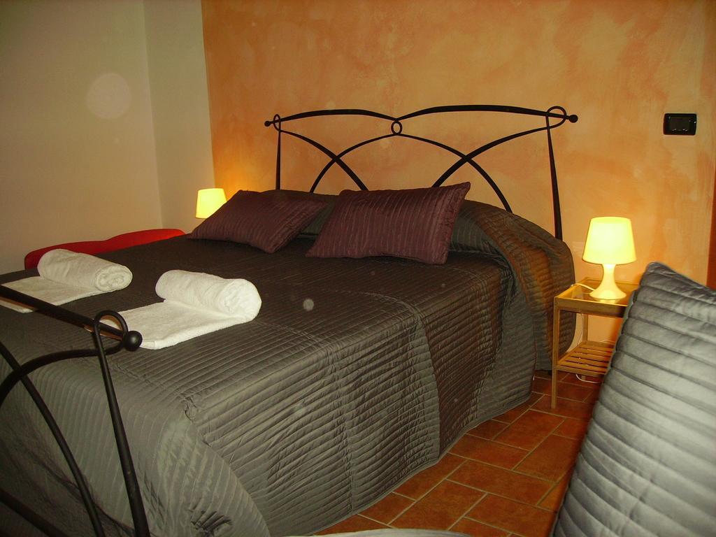 La Voliera Bed & Breakfast Pisa Phòng bức ảnh